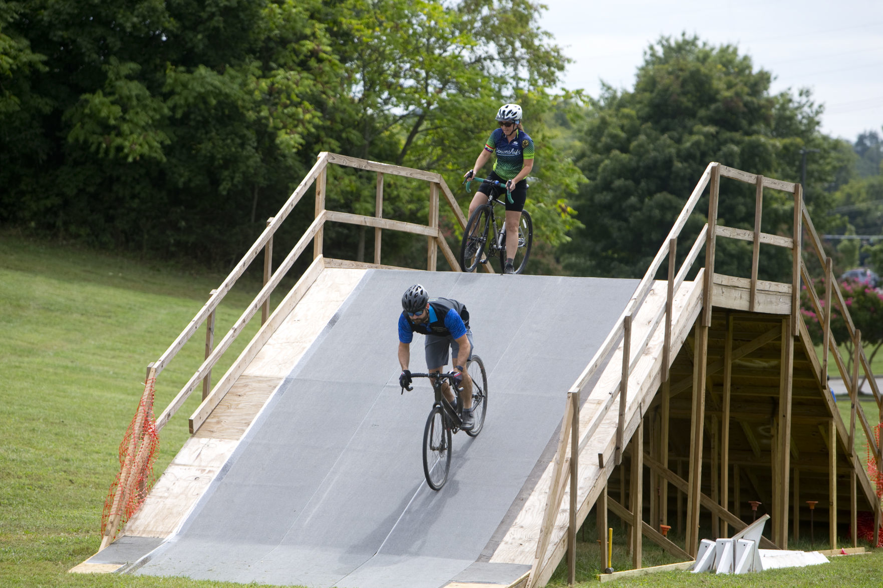 Cyclo-cross